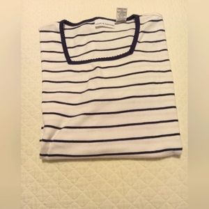 Croft and barrow pullover womans' top size. White & blue horizontal stripes.